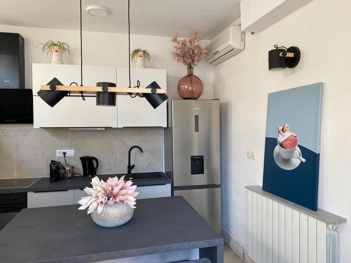 Casa Benita Bed & Breakfast Đảo Hvar Ngoại thất bức ảnh